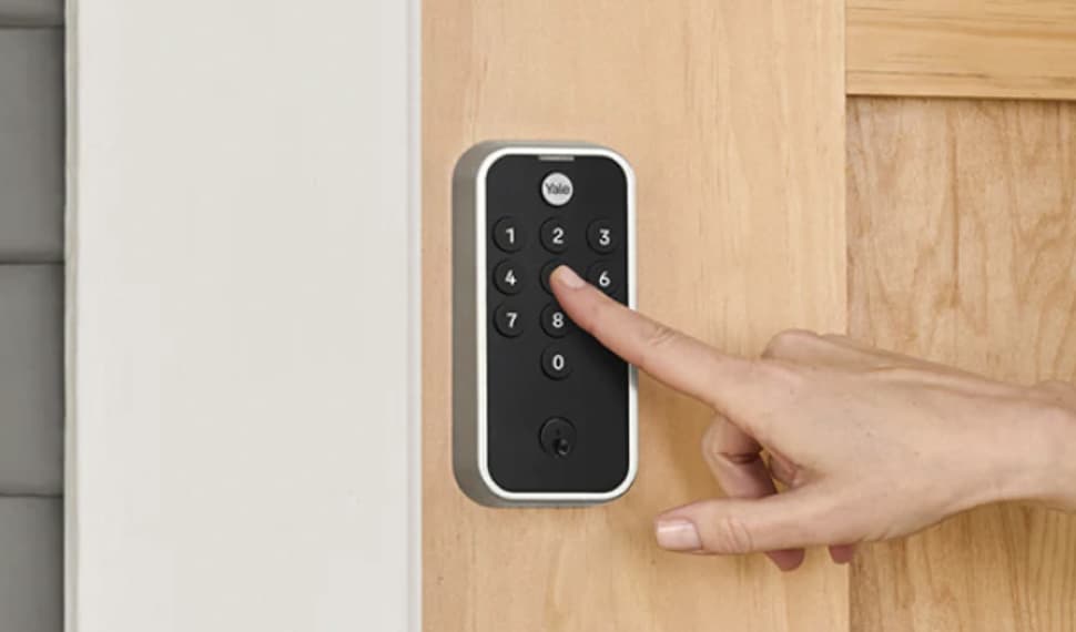 Khoá cửa thông minh Yale